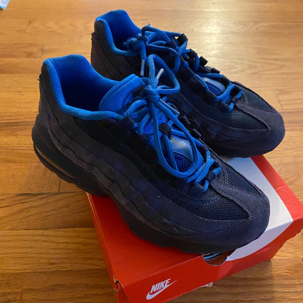 Nike Air Max 95 Mightnight Blue size 5.5Y